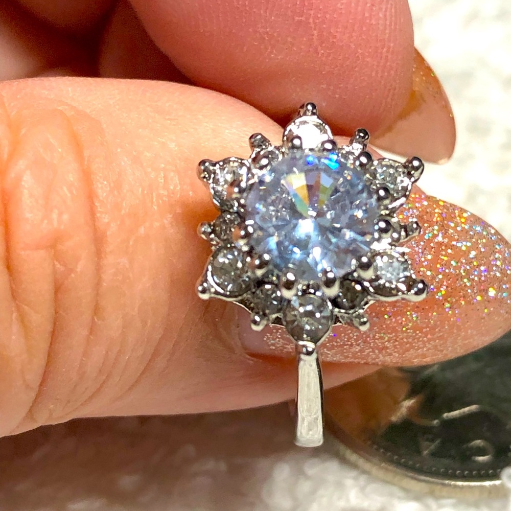 2/22 Pretty silver plated star shaped ring-7